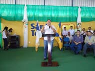 Deputado Estadual José Bonifácio discursando em Santa Terezinha