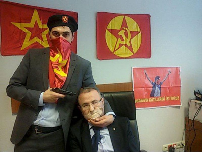 (Foto: Halkin Sesi TV/Reuters)